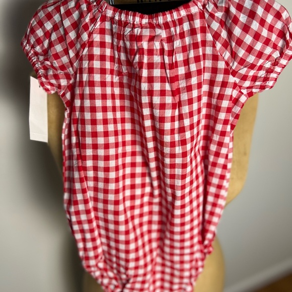 Oshkosh B’gosh 12 month red and white gingham onesie NWT - Picture 3 of 5